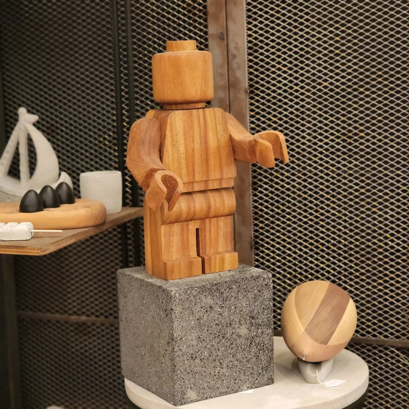 Wooden Giant MiniFig